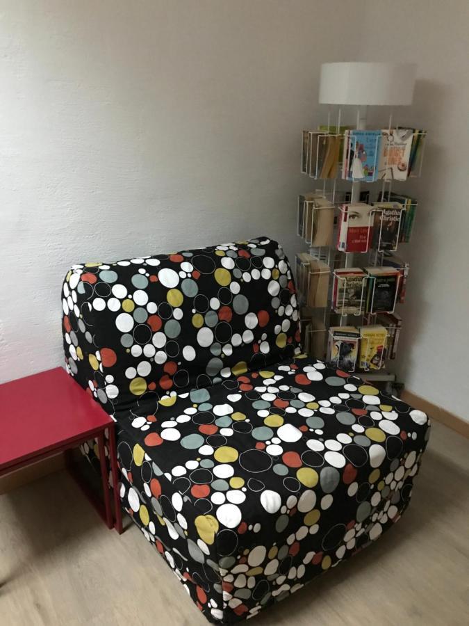 Le Grenier De Manee Villa Villemoustaussou Exteriör bild