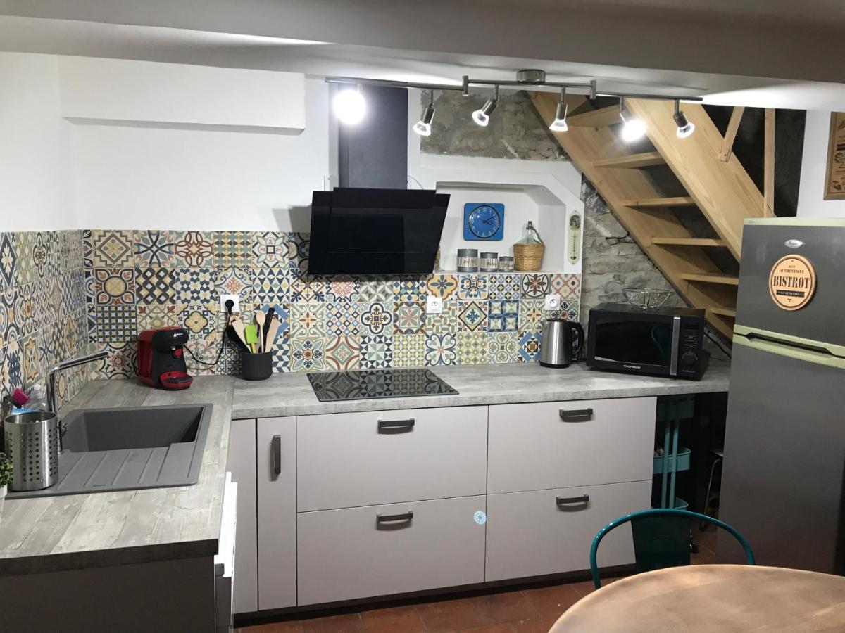 Le Grenier De Manee Villa Villemoustaussou Exteriör bild