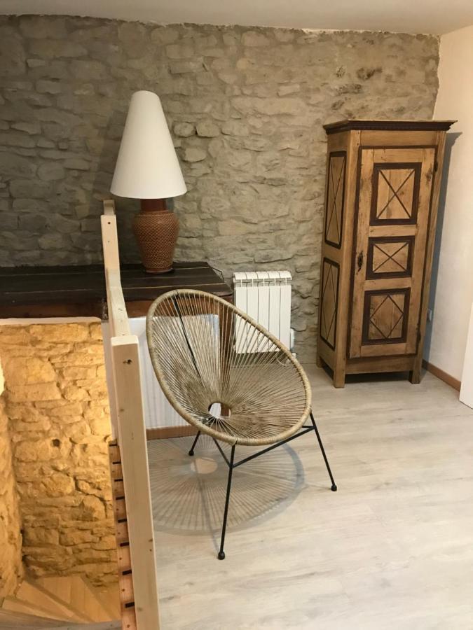 Le Grenier De Manee Villa Villemoustaussou Exteriör bild